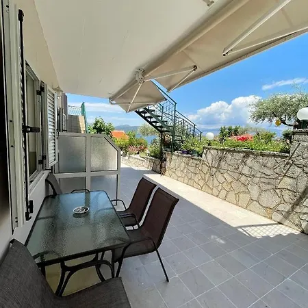 Apartment Matina Nikiana